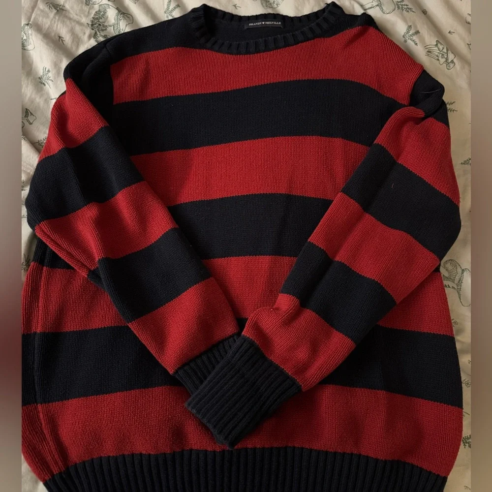 Brandy Melville Brianna Striped Sweater - Picture 2 of 3